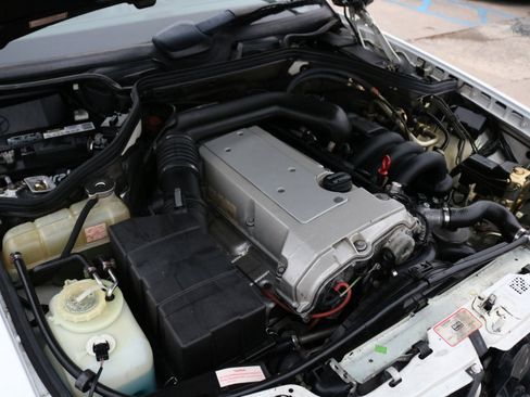 Used 1993 Mercedes-Benz 300 E 2.8 image 45