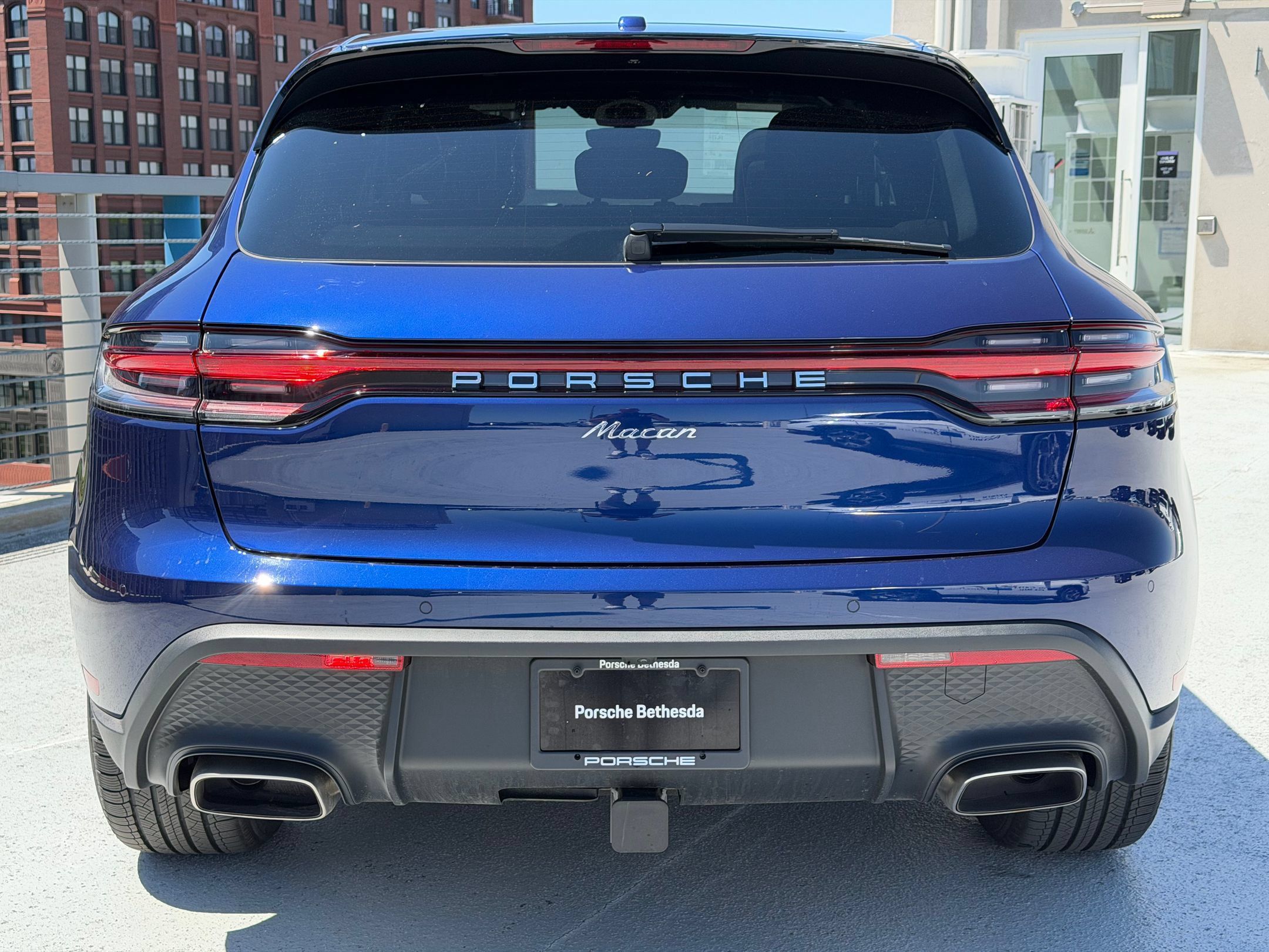 Used 2026 Porsche Macan AWD/4WD image 6