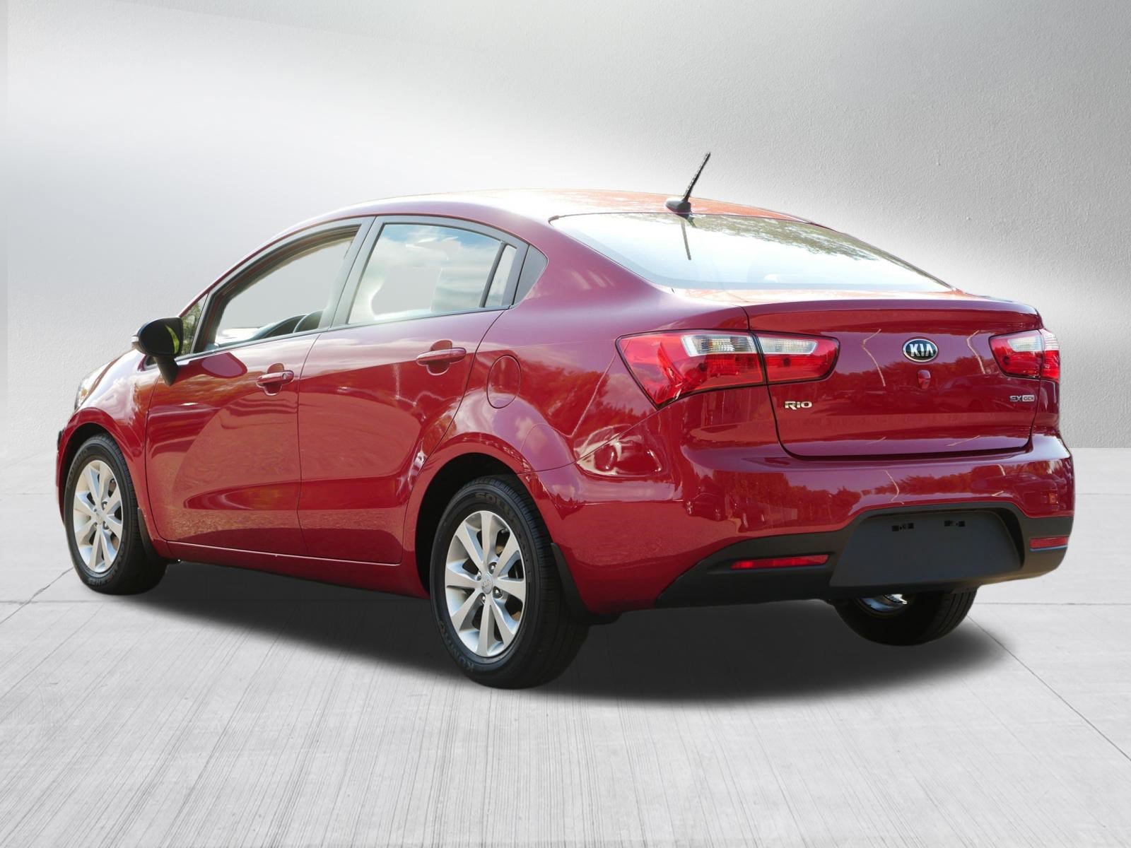 Used 2015 Kia Rio EX w/ Convenience Package FWD image 5