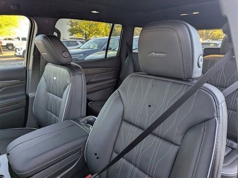 New 2026 Buick Enclave Avenir w/ Super Cruise Package FWD image 8