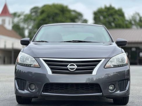 Used 2014 Nissan Sentra SR FWD image 2