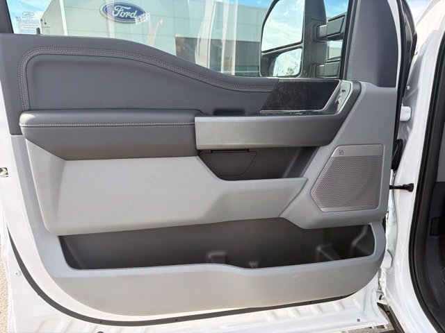 New 2027 Ford F250 XLT w/ XLT Premium Package AWD/4WD image 16