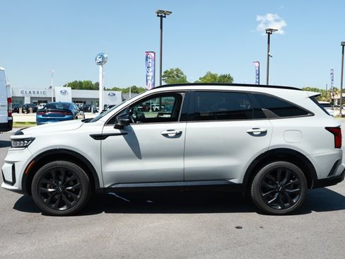 Used 2023 Kia Sorento SX AWD/4WD image 8