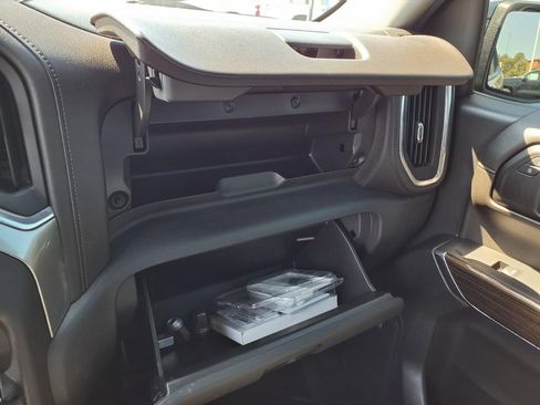 Used 2021 Chevrolet Silverado 1500 LT Trail Boss w/ Convenience Package II AWD/4WD image 21