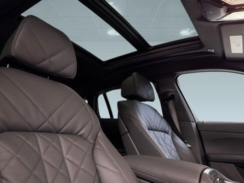 New 2026 BMW X6 xDrive40i w/ Climate Comfort Package image 14