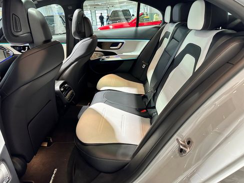 New 2026 Mercedes-Benz E 53 AMG e 4MATIC Sedan image 14
