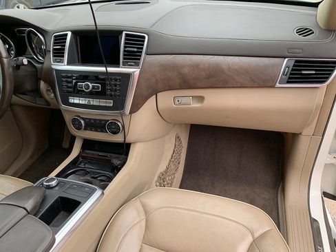 Used 2014 Mercedes-Benz GL 450 4MATIC image 23