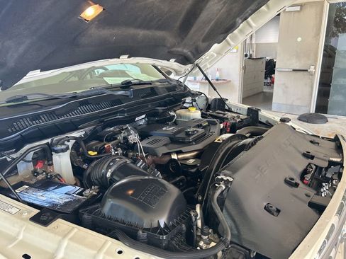 Used 2017 RAM 2500 Laramie image 12