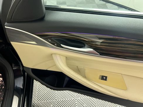 Used 2017 BMW 530i xDrive AWD/4WD image 27