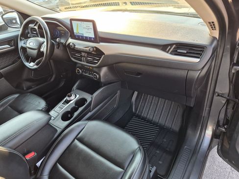 Used 2020 Ford Escape SE Sport AWD/4WD image 36