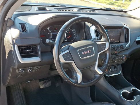Used 2021 GMC Terrain SLT image 25