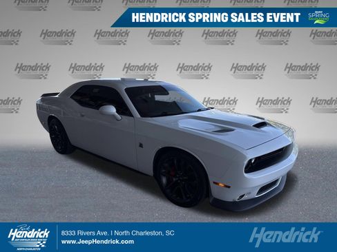 Used 2021 Dodge Challenger R/T Scat Pack w/ Plus Package image 1