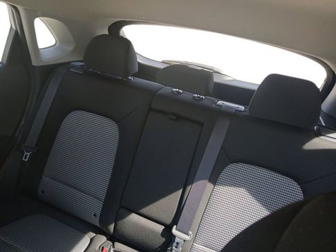 Used 2018 Hyundai Kona SEL image 15