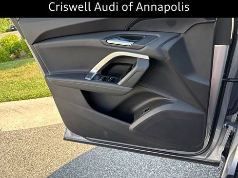 Certified 2025 Audi Q5 Premium w/ Convenience Package AWD/4WD image 25