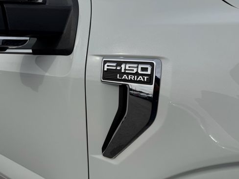 Used 2021 Ford F150 Lariat image 9