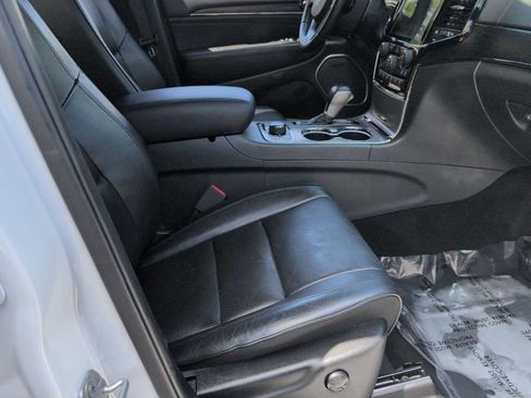 Used 2020 Jeep Grand Cherokee High Altitude AWD/4WD image 22