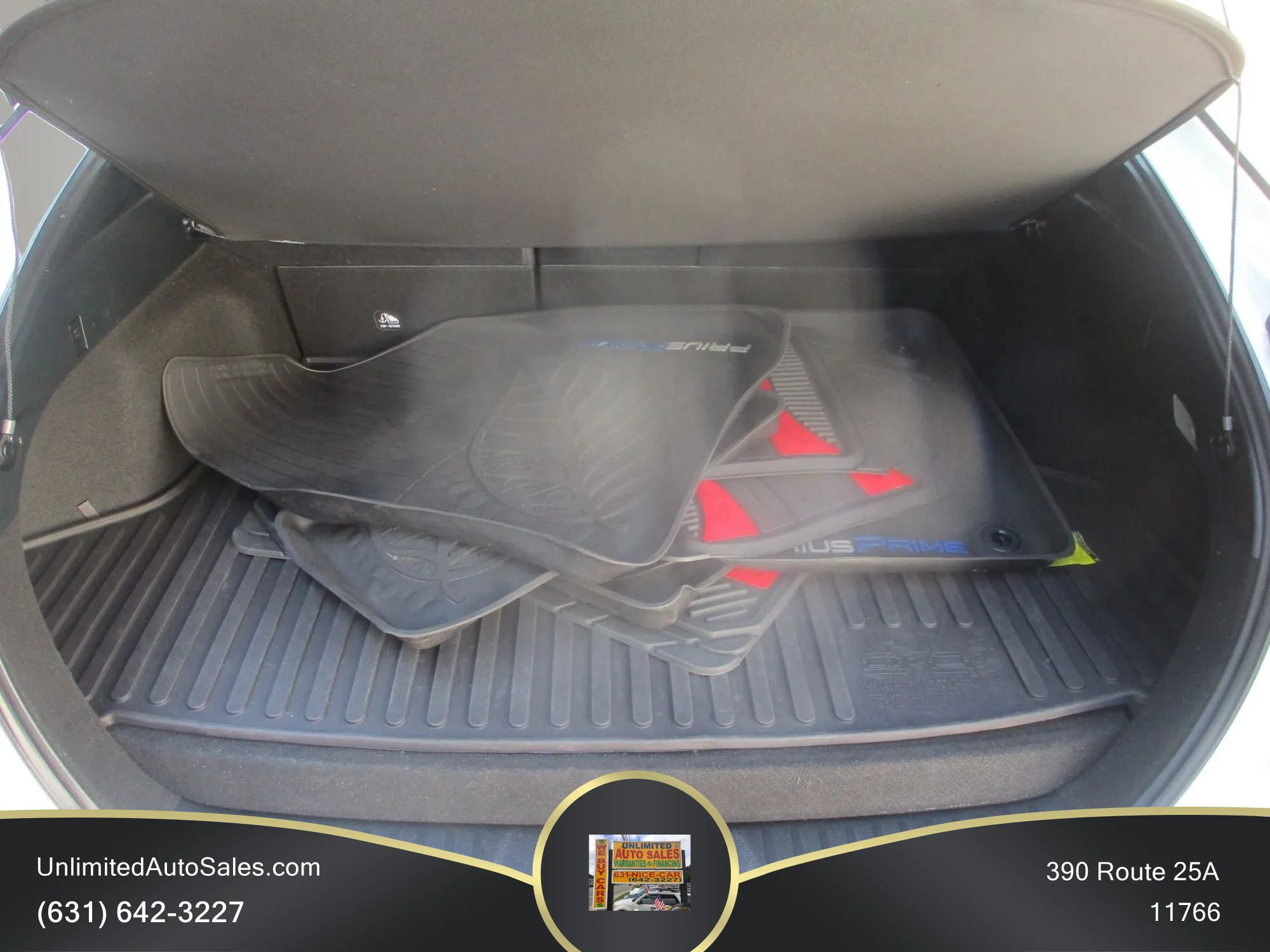 Used 2017 Toyota Prius Prime Plus FWD image 14
