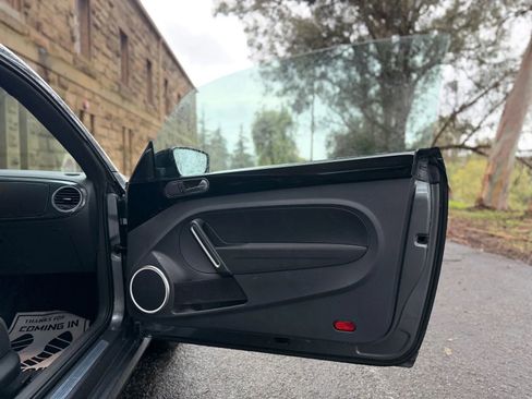 Used 2012 Volkswagen Beetle Turbo image 15