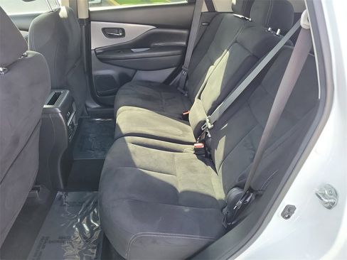 Used 2022 Nissan Murano S image 19