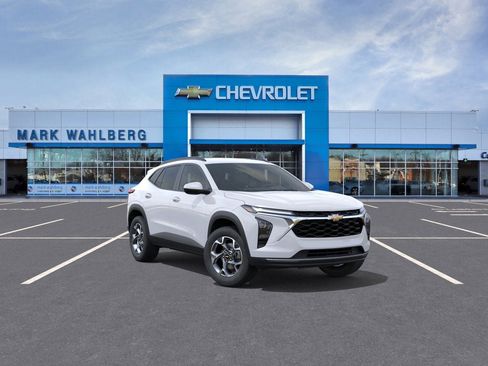 New 2025 Chevrolet Trax LT w/ Driver Confidence Package image 25