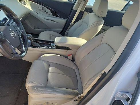 Used 2015 Buick LaCrosse Leather image 18