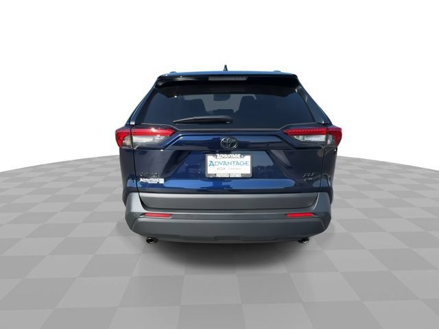 Used 2025 Toyota RAV4 XLE Premium AWD/4WD image 7