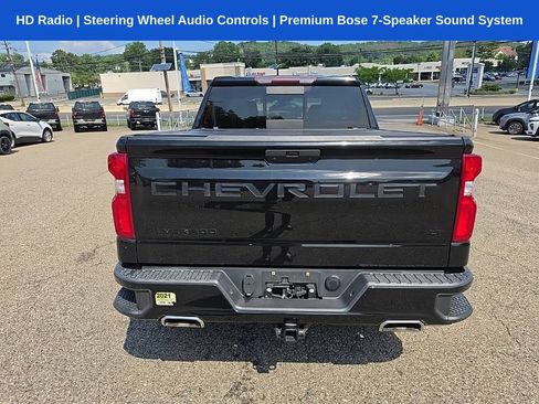 Used 2021 Chevrolet Silverado 1500 LT Trail Boss w/ Convenience Package II AWD/4WD image 4
