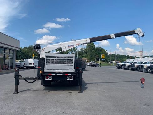 Used 2015 Ford F550 4x4 Regular Cab Super Duty image 44