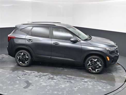 New 2026 Kia Seltos S image 16