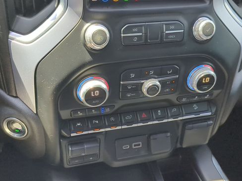 Used 2019 GMC Sierra 1500 SLT w/ SLT Premium Plus Package image 17