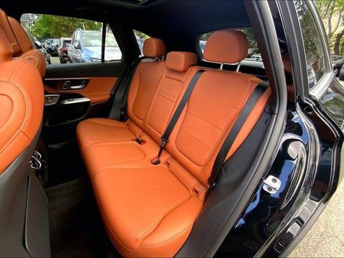 Used 2026 Mercedes-Benz GLC 300 4MATIC image 17