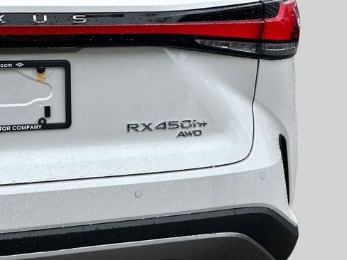 New 2026 Lexus RX 450h AWD image 10