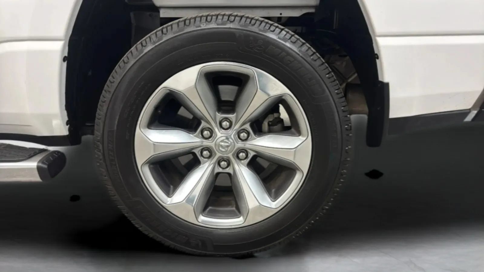Used 2020 RAM 1500 Big Horn RWD image 28