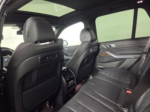 Used 2022 BMW X5 xDrive45e w/ Premium Package AWD/4WD image 24