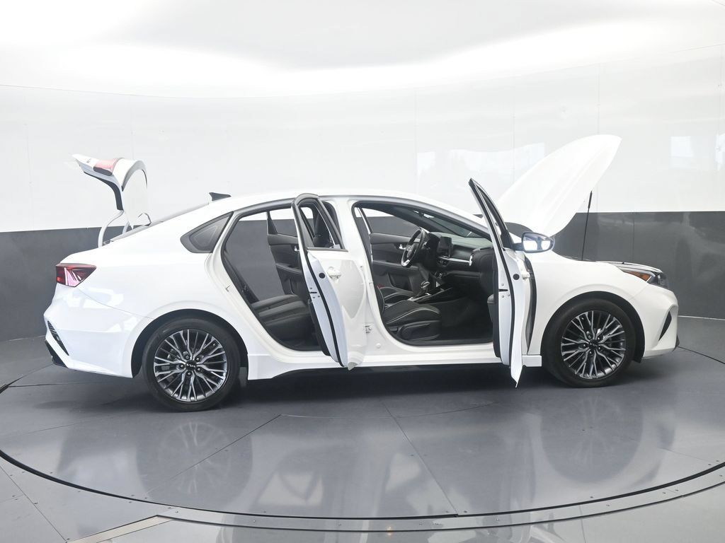 Used 2024 Kia Forte GT-Line FWD image 71