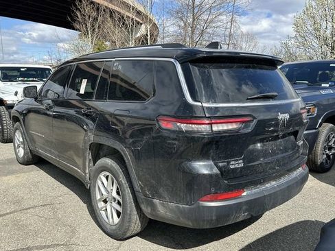 Used 2022 Jeep Grand Cherokee L Laredo w/ Luxury Tech Group I image 3