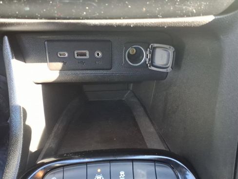 Certified 2023 Buick Encore GX Essence w/ Experience Buick Package image 13