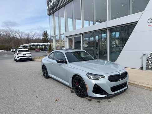 Used 2025 BMW M240i xDrive Coupe w/ Premium Package image 5