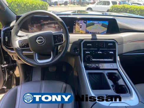 Used 2025 Nissan Armada SL w/ Captain's Chari Seat Package RWD image 12