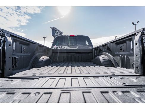 New 2025 Ford F350 Platinum image 31