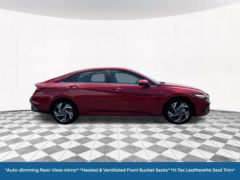 New 2025 Hyundai Elantra Limited image 15