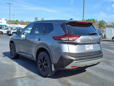 Used 2023 Nissan Rogue SV AWD/4WD image 16