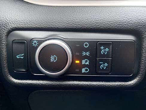 Used 2023 Ford Explorer XLT w/ Equipment Group 202A image 47