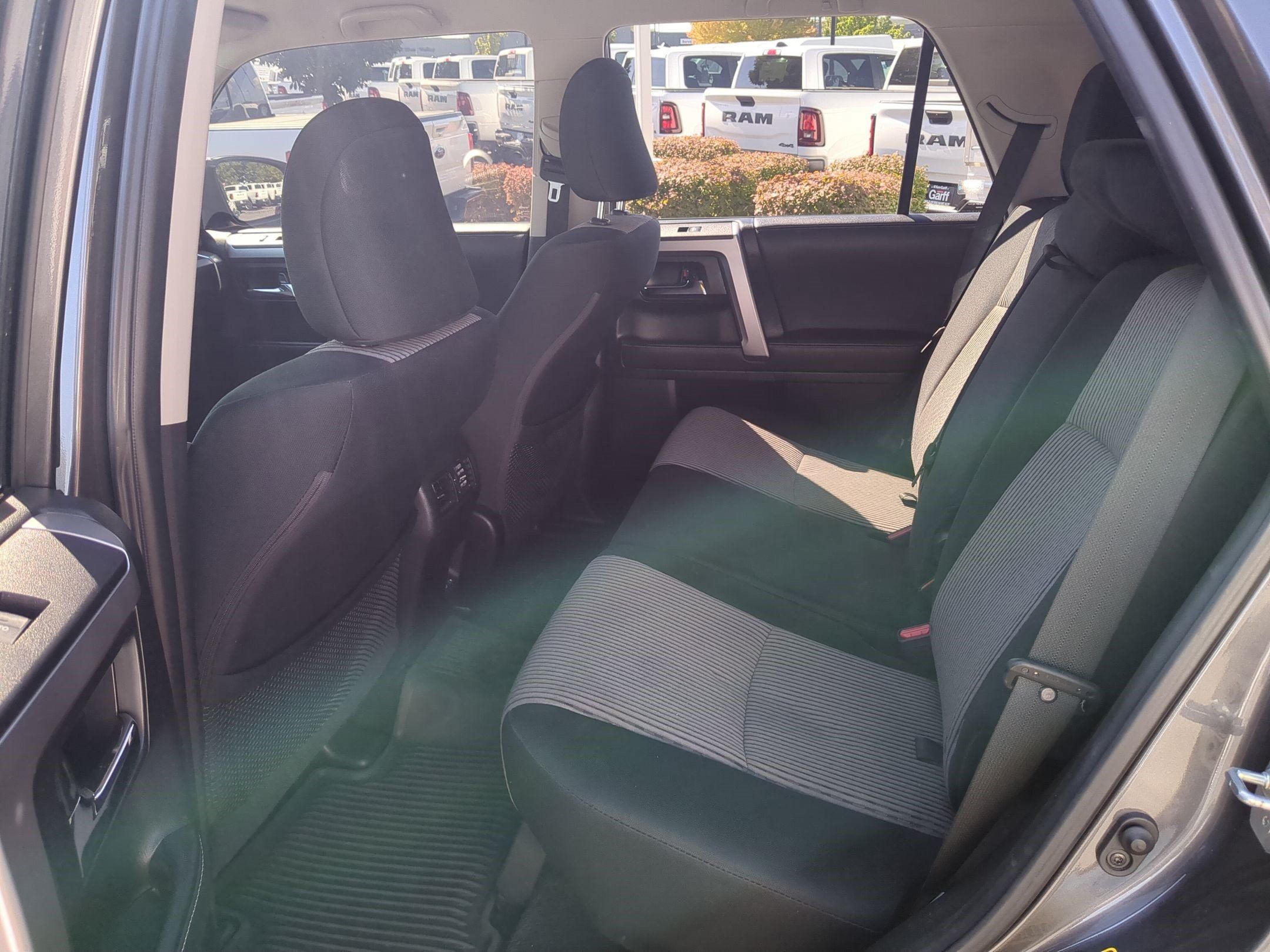 Used 2023 Toyota 4Runner SR5 AWD/4WD image 28