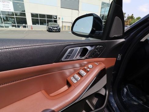 Used 2020 BMW X7 xDrive40i w/ Premium Package image 40