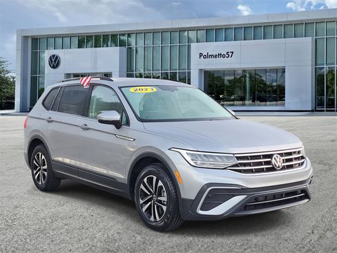 Used 2023 Volkswagen Tiguan S image 3