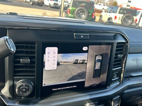 New 2026 Ford F250 Lariat w/ Black Appearance Package image 60