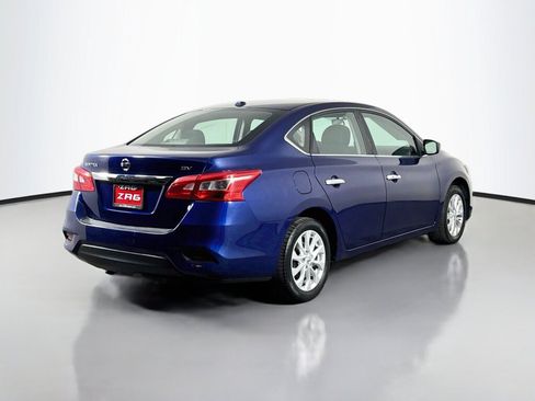 Used 2019 Nissan Sentra SV FWD image 5