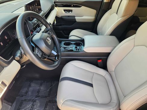 Used 2026 Honda Pilot EX-L image 11