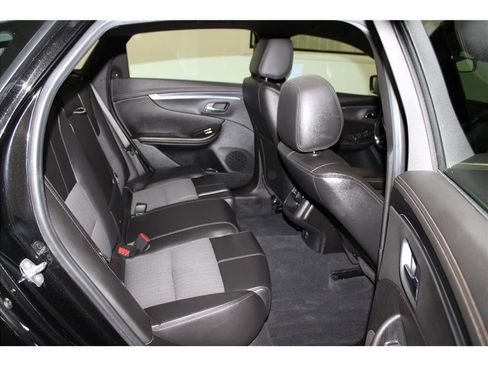 Used 2019 Chevrolet Impala LT image 21